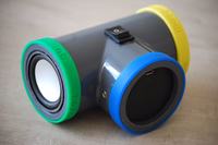Przenośny głośnik Bluetooth wykonany z trójnika PCV