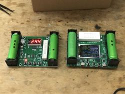 Prosty do bólu tester pojemności akumulatorów Li-Ion za 2 zł. Spostrzeżenia i sposób pomiaru.