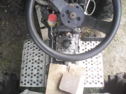 Traktorek sam 4x4 druga konstrukcja Traktorek sam 4x4 druga konstrukcja