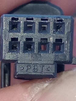 Jaki to rodzaj wtyczki przycisk podnoszenia szyby Renault Megane 3