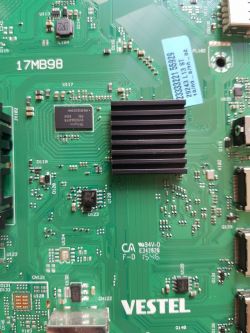 JVC LT-55VU83A - Pasy na ekranie. Nie działa pilot.