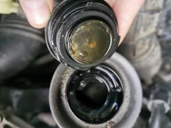 VW t5 1,9tdi 77kw - Ubywa płyn w chłodnicy/wycieka-spala?