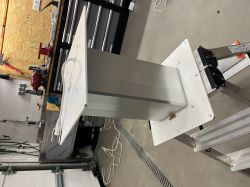 Synchronizacja dwóch siłowników meblowych z osobnymi sterownikami. Chętnie zapłacę za usługę:)