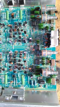 Czy warto kupić wzmacniacz Fenton SPL-4150 600W? Opinie i specyfikacja