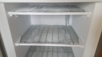 Whirlpool ARC6700 - Nie chłodzą wszystkie półki w zamrażalniku