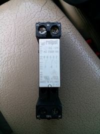 Selection of a 12V contactor for 10W 230V LED lighting with delayed switch-off