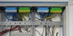 Use of 4x1.5 Flat Cable YDYp Ż Instead of 5x1.5: Gray Wire as Neutral?