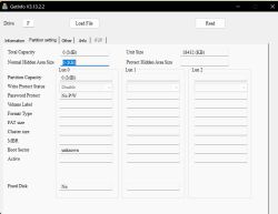 Zrzut GetInfo V3.13.2.2 z pendrivem F: i pojemnością 0 MB oraz polami partycji.