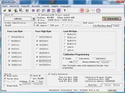 Zrzut ekranu programu MiniPro z ustawieniami dla mikrokontrolera ATmega8.