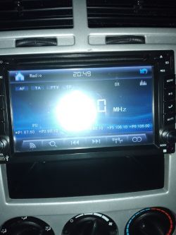 Chinese radio - What model is this and what system is this ?