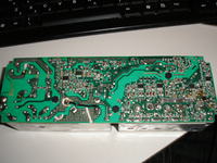 Xbox 360 - wywala korki. Wtyczka na płycie i na zasilaczu ma przejścia.