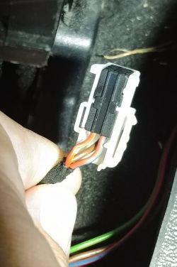 Audi a6c5 z oryginalnym WEBASTO że sterowaniem z FIS. Dołożenie sterowania SIM
