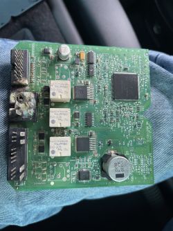 Opel Insignia A 2015 - Losowy pobór prądu, napięcie spada, amperomierz, akumulator