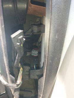 Fiat Ducato III 2013 2.3 jak podłączyć czujnik temperatury zewnętrznej w lusterku - schemat 6+2pin