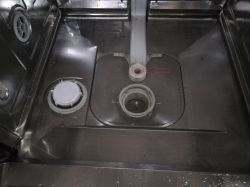 Whirlpool ADG 8967 IX Dishwasher - Ineffective Washing and F8 Error Occurrence