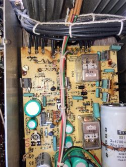 Różnice między wzmacniaczami Forte 201 - moc i impedancja