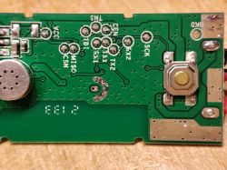 Luminea ZX-5140-675 LED Controller PCB Close-up of the Luminea ZX-5140-675 LED controller PCB with visible traces, solder points, and a microphone.