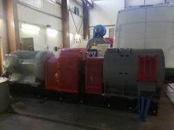 Generator prądu z użyciem alternatora samochodowego