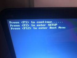 Naprawa laptopa DELL XPS - błąd ładowania baterii i przestawiająca się data