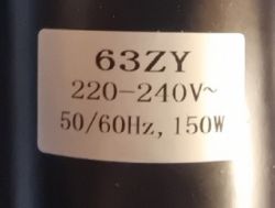 Biała etykieta z napisem technicznym silnika: 63ZY, 220-240V~, 50/60Hz, 150W.