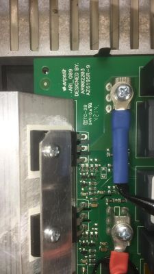 Beko HII 64400 AT - Płyta indukcyjna wyłącza się po włączeniu średnich palników