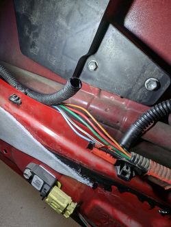 Wiązka przewodów w drzwiach samochodu Toyota Aygo I