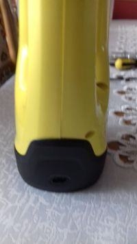 Karcher WV2 Window Washer: LED Blinks 4 Times, Won't Charge & How to Remove Bottom Case