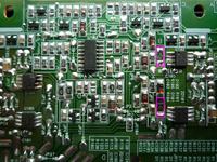 Monitor LCD e-yama 17lp2 spaliło się kilka elementów na płycie.