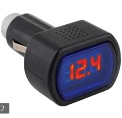Cyfrowy miernik napięcia akumulatora z wynikiem 12.4V