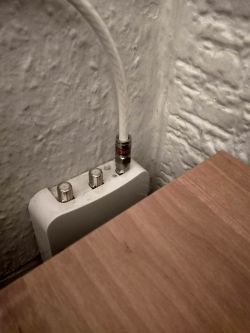 Cykliczna utrata połączenia z internetem, przyczyna Cykliczna utrata połączenia z internetem, przyczyna