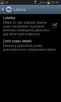Smartfony z wbudowaną latarką uruchamianą przyciskiem - jakie modele?