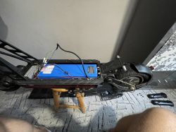 Hulajnoga Kugoo g2 pro po zmianie dętki koło obraca się w zła stronę.