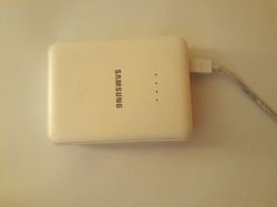 Samsung EB-PG850BWEGWW - mrugające diody i brak ładowania