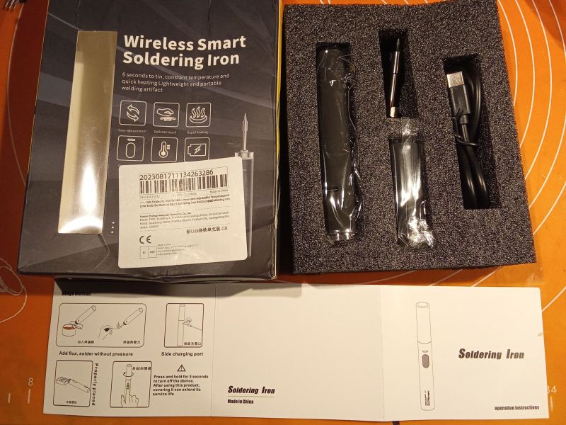 Zestaw bezprzewodowej lutownicy z akcesoriami