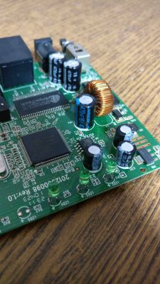 Wymiana kondensatora elektrolitycznego w modemie TD8816