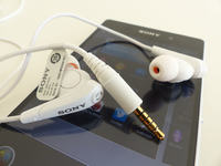 Zlutowanie słuchawek sony do nowego mini-jack. Zlutowanie słuchawek sony do nowego mini-jack.