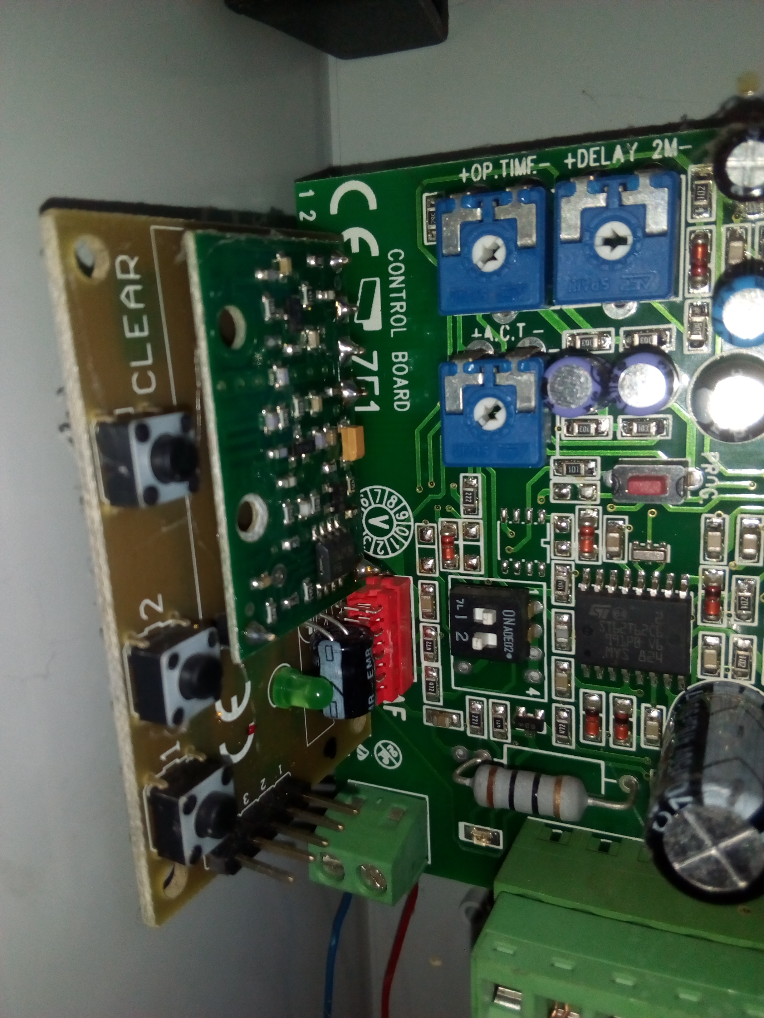 [Rozwiązano] Nie działa pilot od bramy, jak zaprogramować?