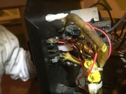 SPRINTERcar 2425 - jak podłączyć przewód sieciowy po wyrwaniu?