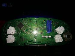 VW Scirocco 2.0 TDI CR - Naprawa podświetlenia wskazówek w liczniku