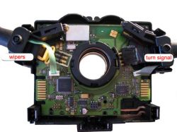 Peugeot 206 - Szukam gałki na kierownicę/Panelu do zmiany kierunkowskazów