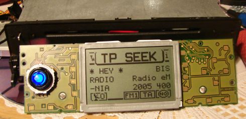 Jak naprawić wyświetlacz w Blaupunkt Frankfurt RCM82? Instrukcja krok po kroku