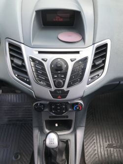 Ford Fiesta MK7 - Podłączenie uniwersalnego sterownoka zamka.