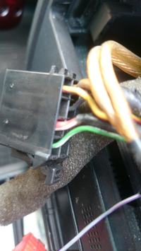 Audi A3 8L - Kostka radia - który kabelek co oznacza?