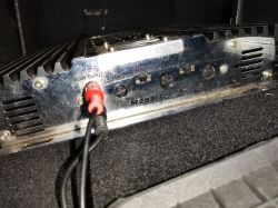 Ustawienia wzmacniacza 4om 400W dla głośników JBL Stage 1210 250W i CS-1214 30 cm 1000W