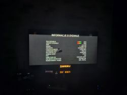 Ekran telewizora z informacjami o sygnale dla kanału TVN7 HD.