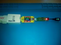 Prosty mini test kabli USB. Prosty mini test kabli USB.