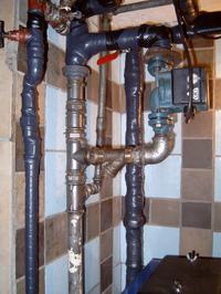 Czy instalacja CO z kotłem EKO-KWS 10 kW i BYPASS jest poprawna?