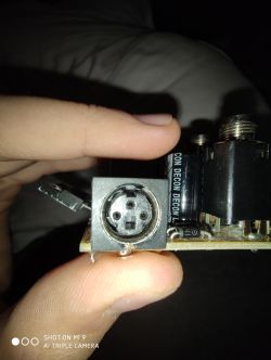 Mixer audio Behringer Eurorack 802 nie działa prawidłowo - elektronika