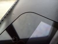HTC Evo 3D - Nierówno osadzony ekran, czy to wada fabryczna?