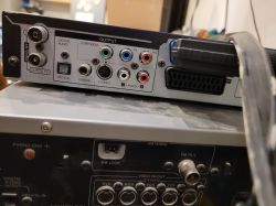 Jak podłączyć tv ze wzmacniaczem scart-scart+cinch
